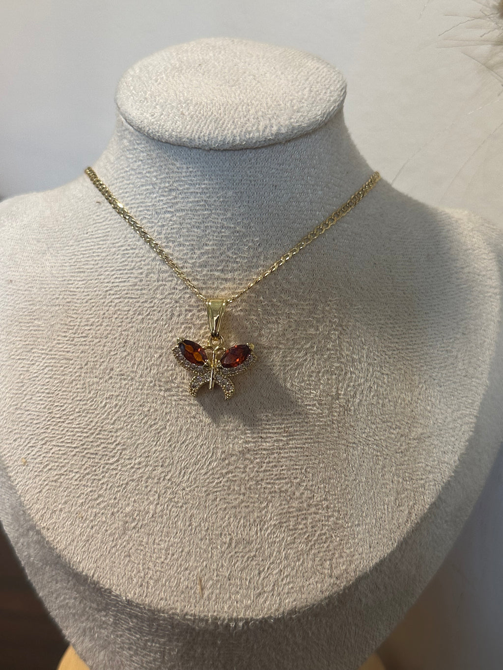 mariposa necklace