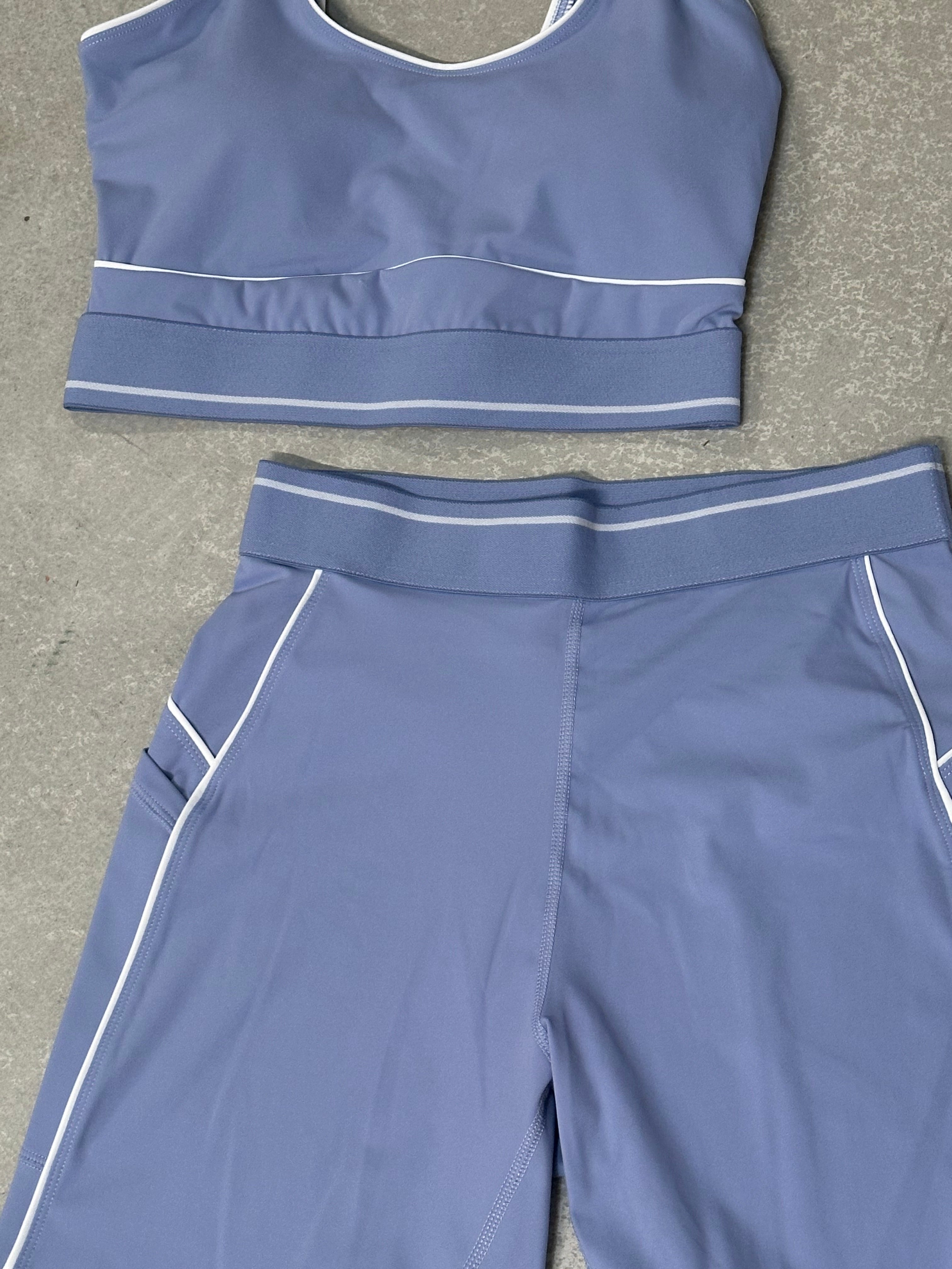 mia set