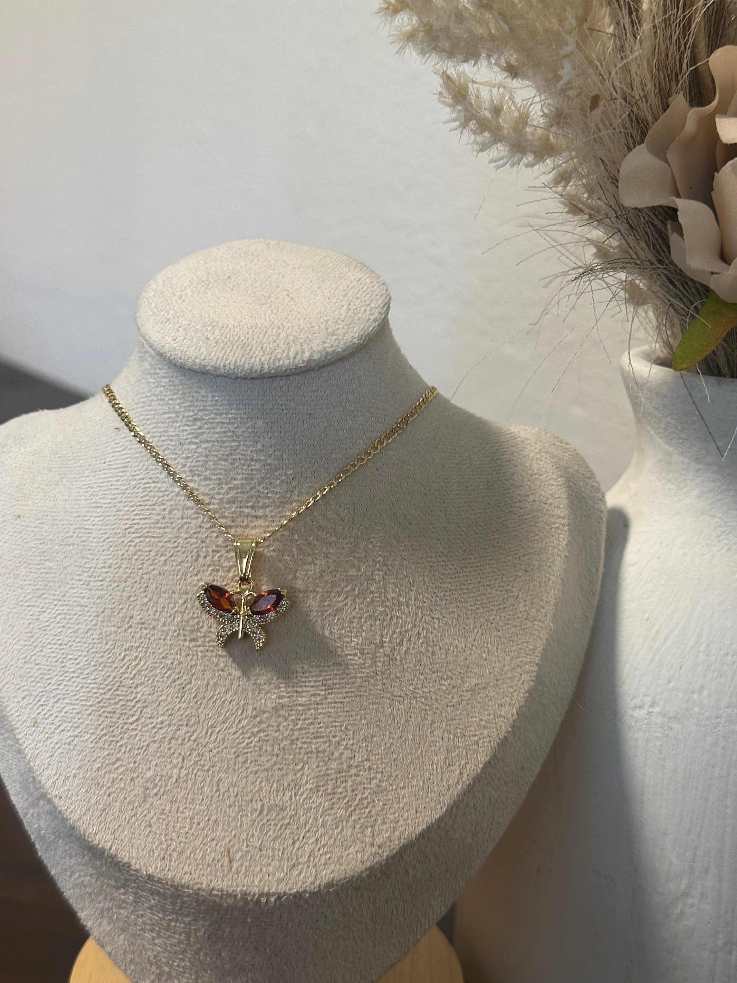 mariposa necklace