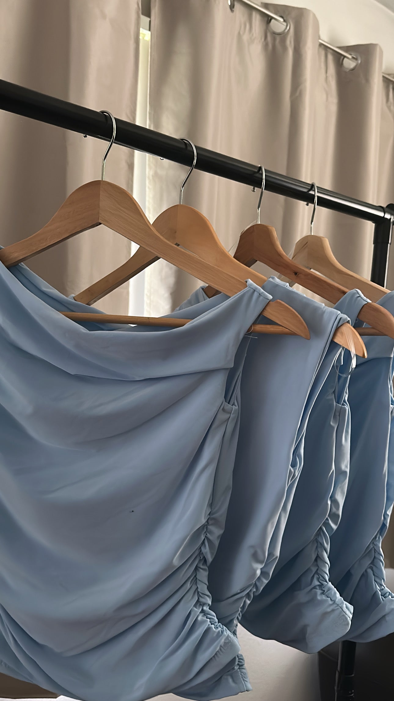 lily one-shoulder top